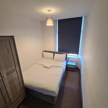 24Hr Self Check In Apartment Central 반즐리 외부 사진